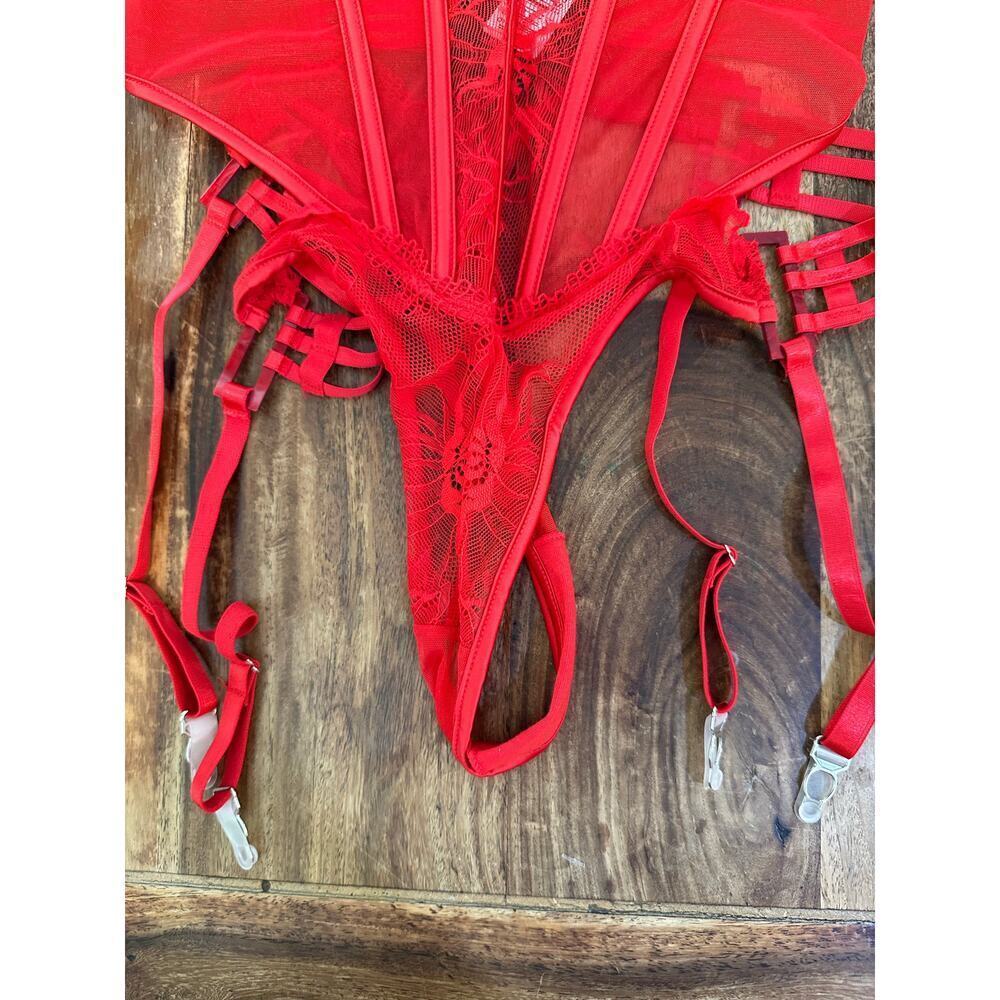 NWT Foreplay Women's Red Thirst Strap Strappy Lace Teddy Bodysuit Size Medium - Picture 5 of 8